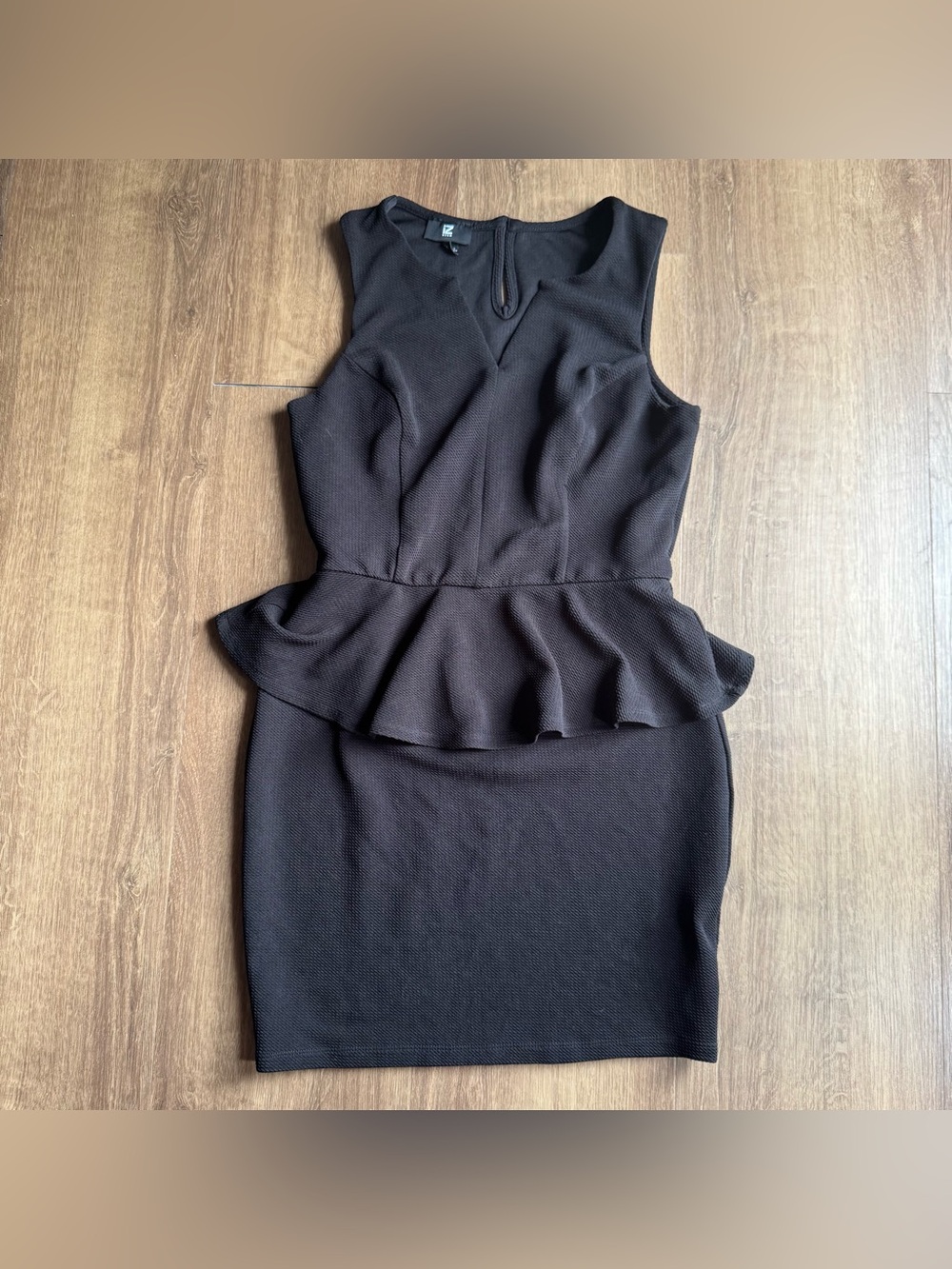 IZ Byer Womens Black Peplum Dress Large Keyhole Sleek Minimalist Office Siren